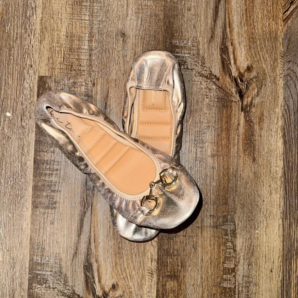 Elegant Champagne Women's Flats